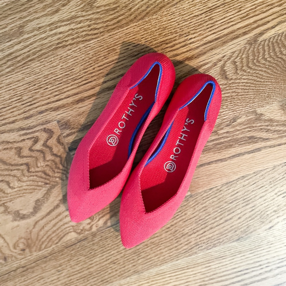 Like New Rothy’s Red The Point Shoe, Sz 6.5